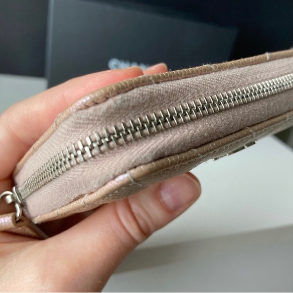 Chanel 17b rose gold zippy card holder wallet - Picture 5 of 9